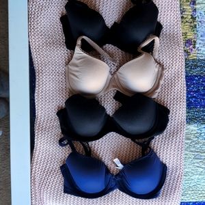 GUC Victoria Secret 32D t-shirt bra